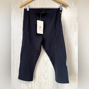 Fabletics High-Waisted PureLuxe Contour Ultra Crop Black Size M/8 NWT